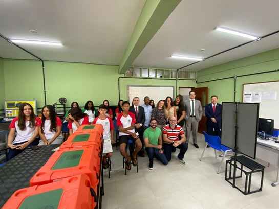 cartório alista estudantes principal .