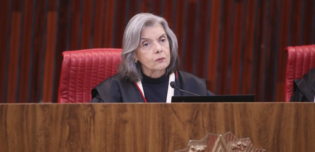 Foto: Luiz Roberto/Secom/TSE - Sessão plenária do TSE - 28.10.2025