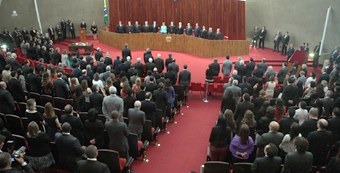Sessão em comemoração aos 70 anos de reinstalação da Justiça Eleitoral em 28.05.2015 Sessão em comemoração aos 70 anos de reinstalação da Justiça Eleitoral
