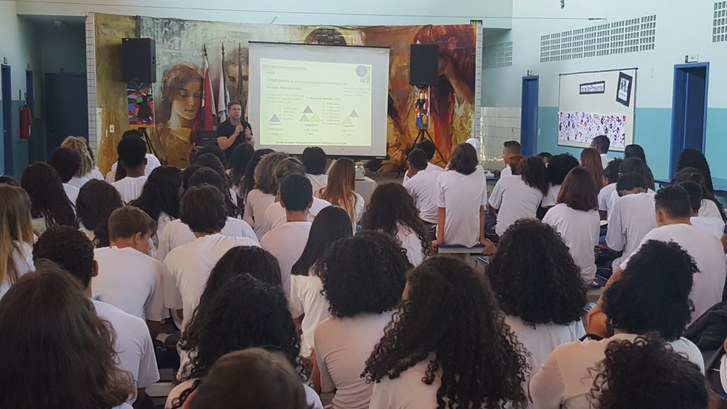 TRE-ES jovem eleitor vem pra urna 2018 marista VV TRE-ES jovem eleitor vem pra urna 2018 marista VV