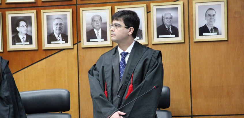 TRE-ES - Juiz Adriano Coutinho maio 16