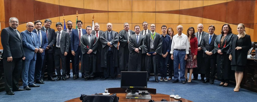 TRE-ES Juiz Rogério Moreira Alves encerra sua passagem .