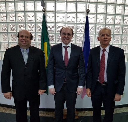 TRE-ES Juízes Ezequiel e Lyrio TRE-ES Juízes Ezequiel e Lyrio