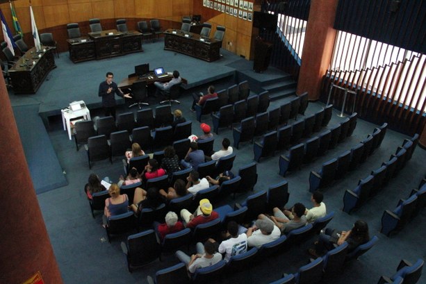 TRE-ES Palestra #VemPraUrna ProJovem Adolescente TRE-ES Palestra #VemPraUrna ProJovem Adolescente