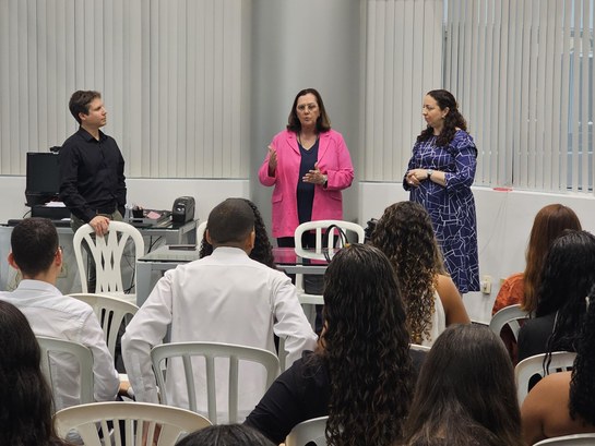 TRE-ES recebe alunos de Direito da Faceli (Linhares) e da UFES destaque .
